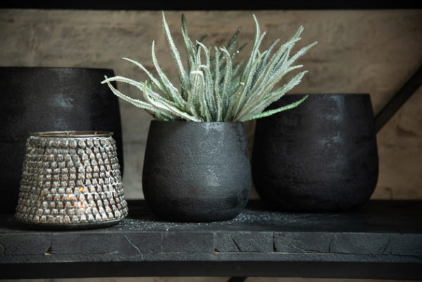 Portavasi Irregolare Rugoso Ceramica Nero Small (17x17x14.5cm) - immagine 2