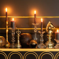 Candeliere Classico Alluminio Opaco Oro Medium (16.5x16.5x46cm) - immagine 2