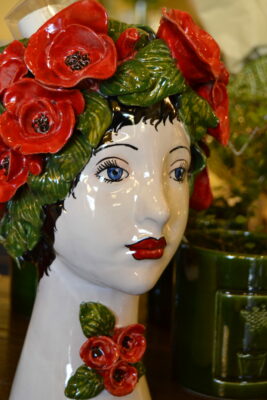 TESTA DONNA IN CERAMICA "LINEA DONATELLO" - PAPAVERO | VIRGINIA CASA - immagine 4